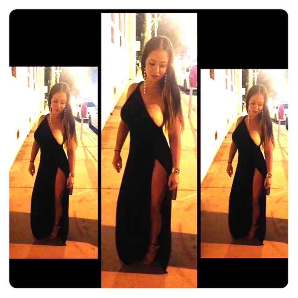 One shoulder, 2 slits long black dress